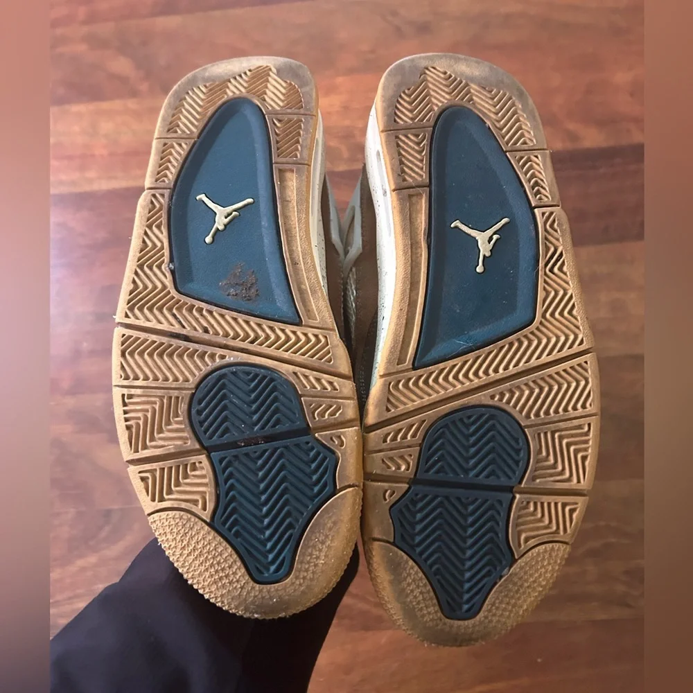Nike Jordan Kids' Brown and Teal Retro Sneakers